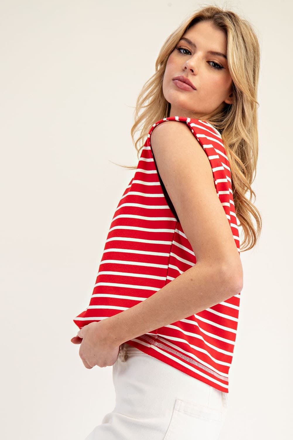 TK11806 - CHERRY RED