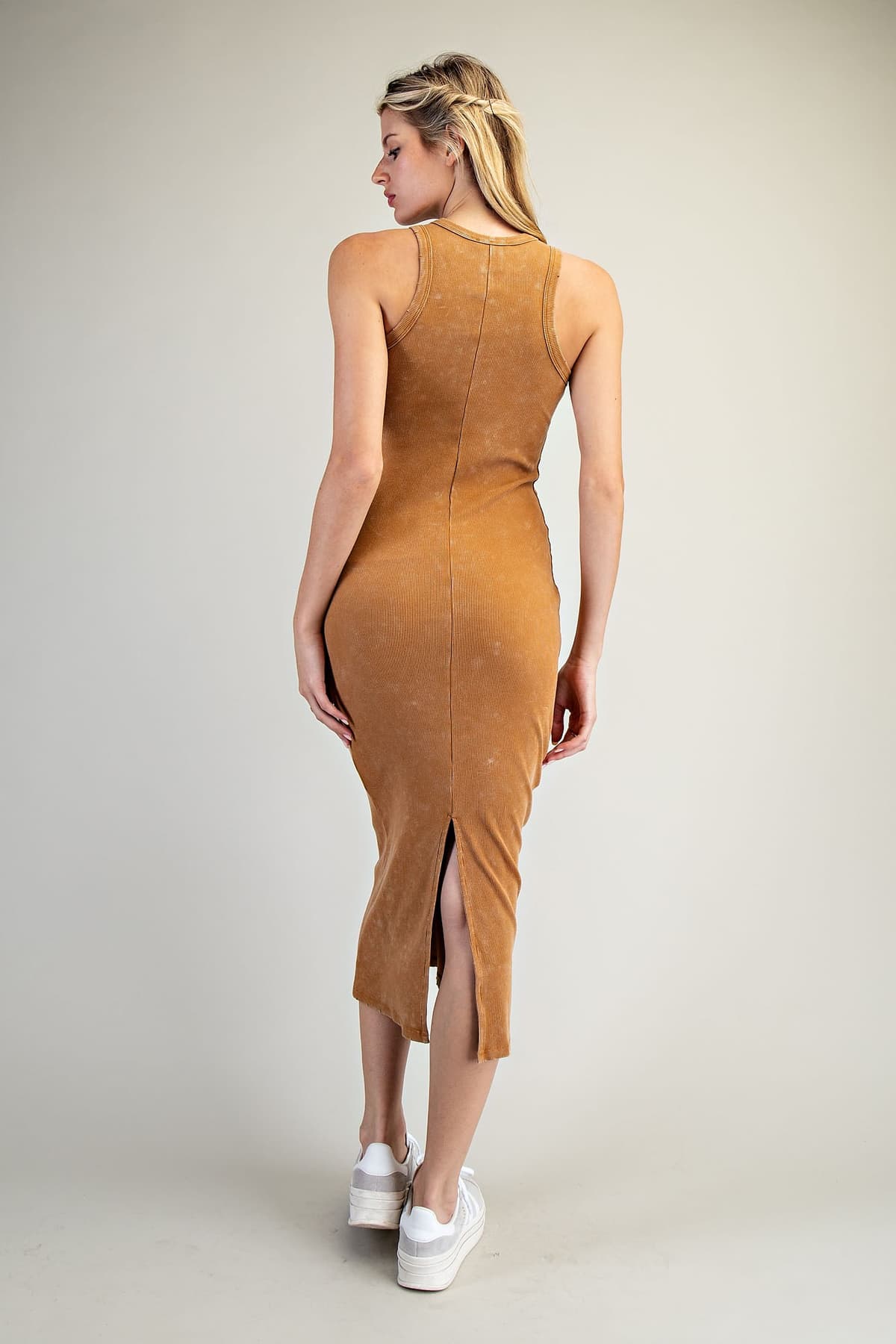 DK11469 - BROWN SUGAR