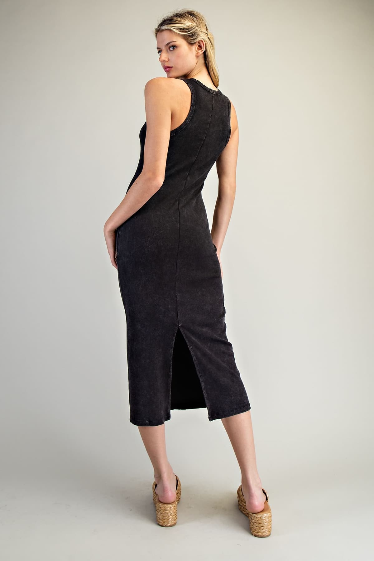 DK11469 - BLACK
