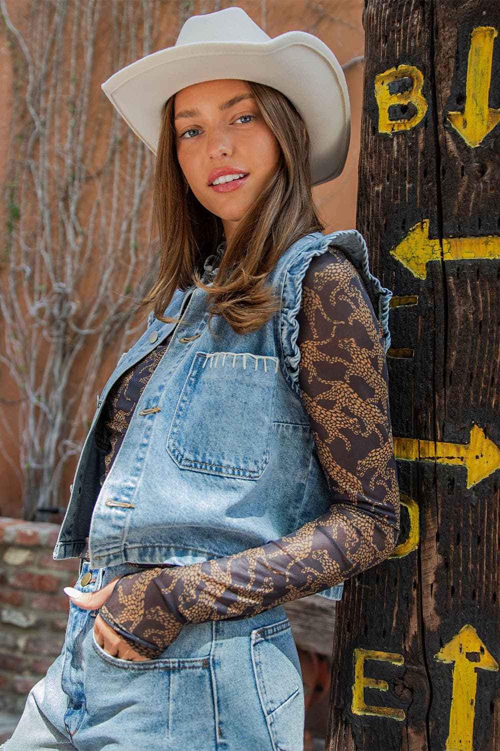 JG10810 - DENIM