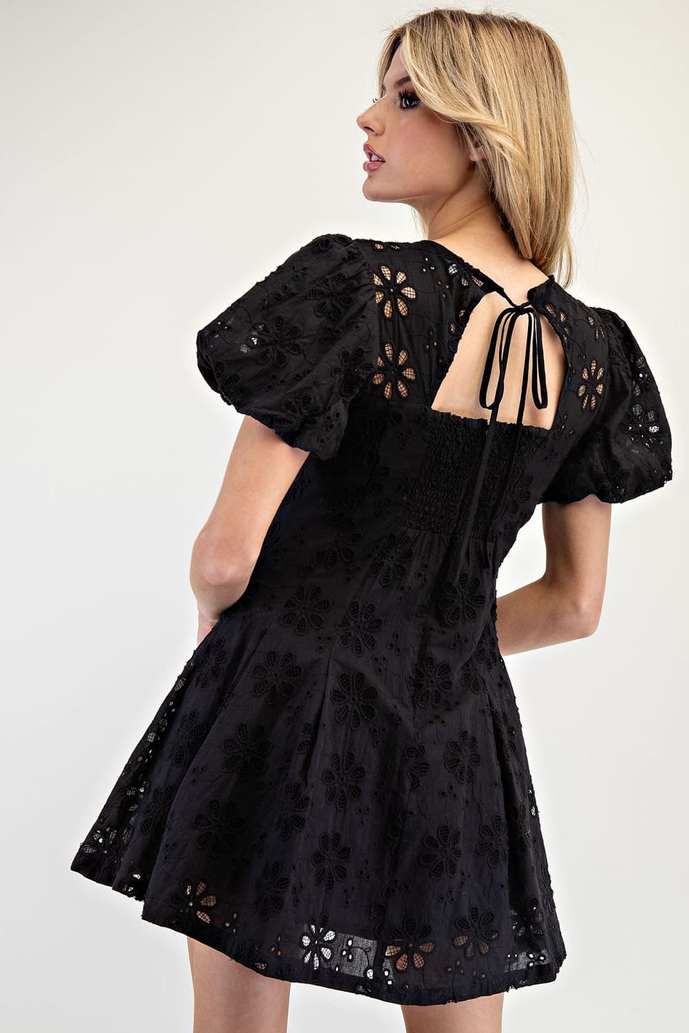 DK11705 - BLACK