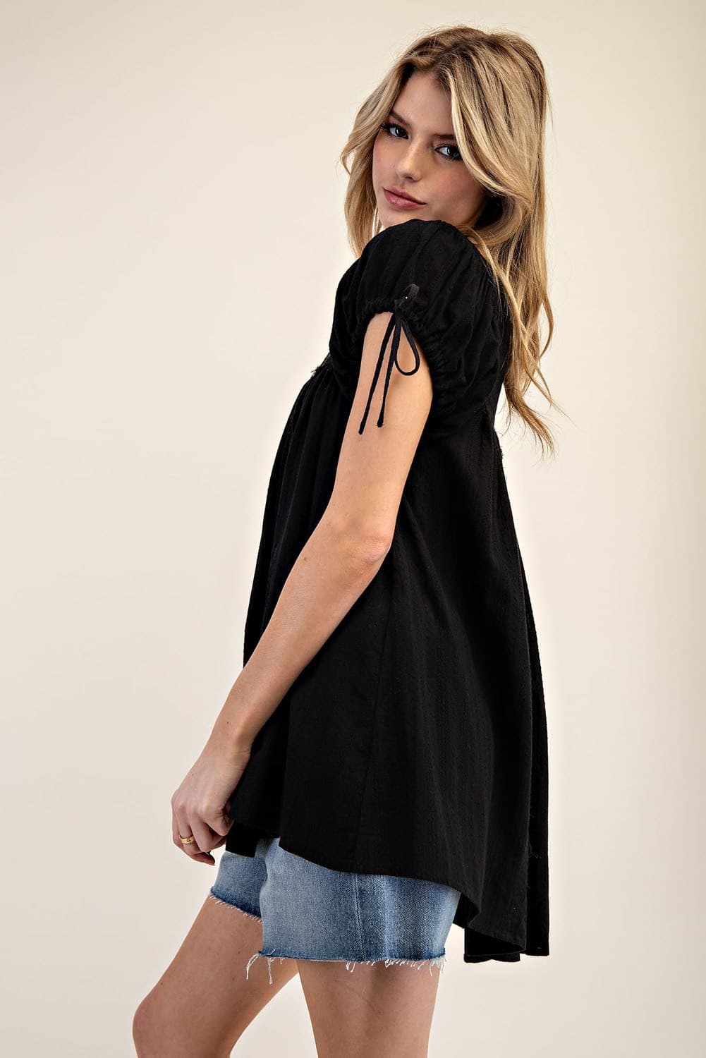 TH12328 - BLACK