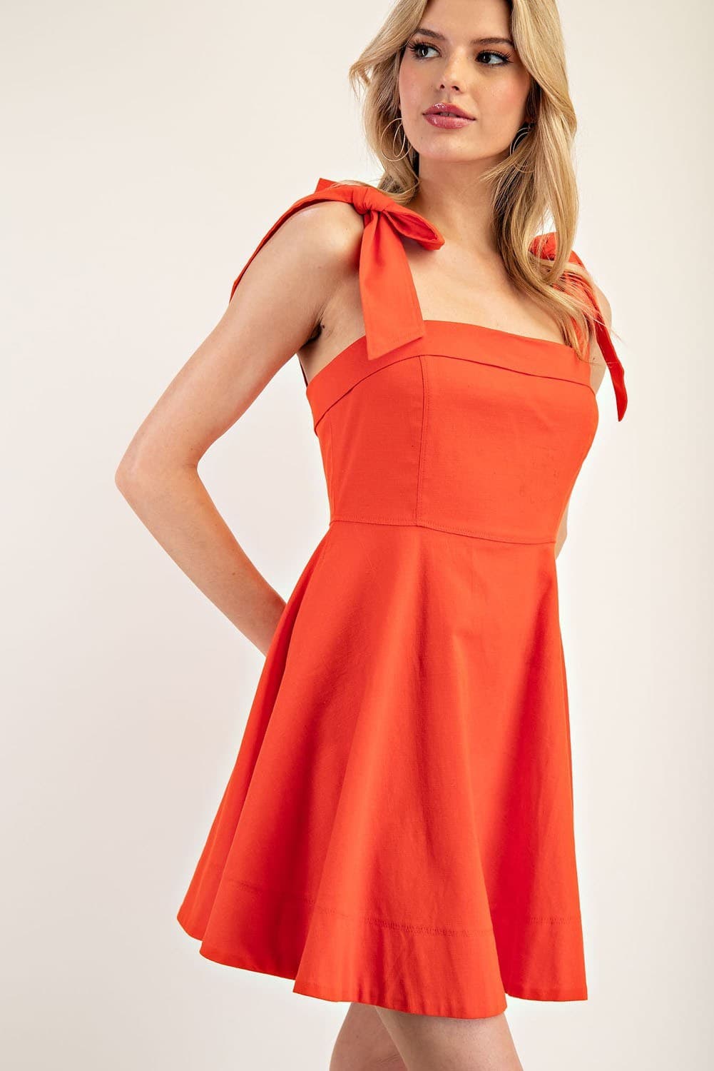 DK11684 - TOMATO