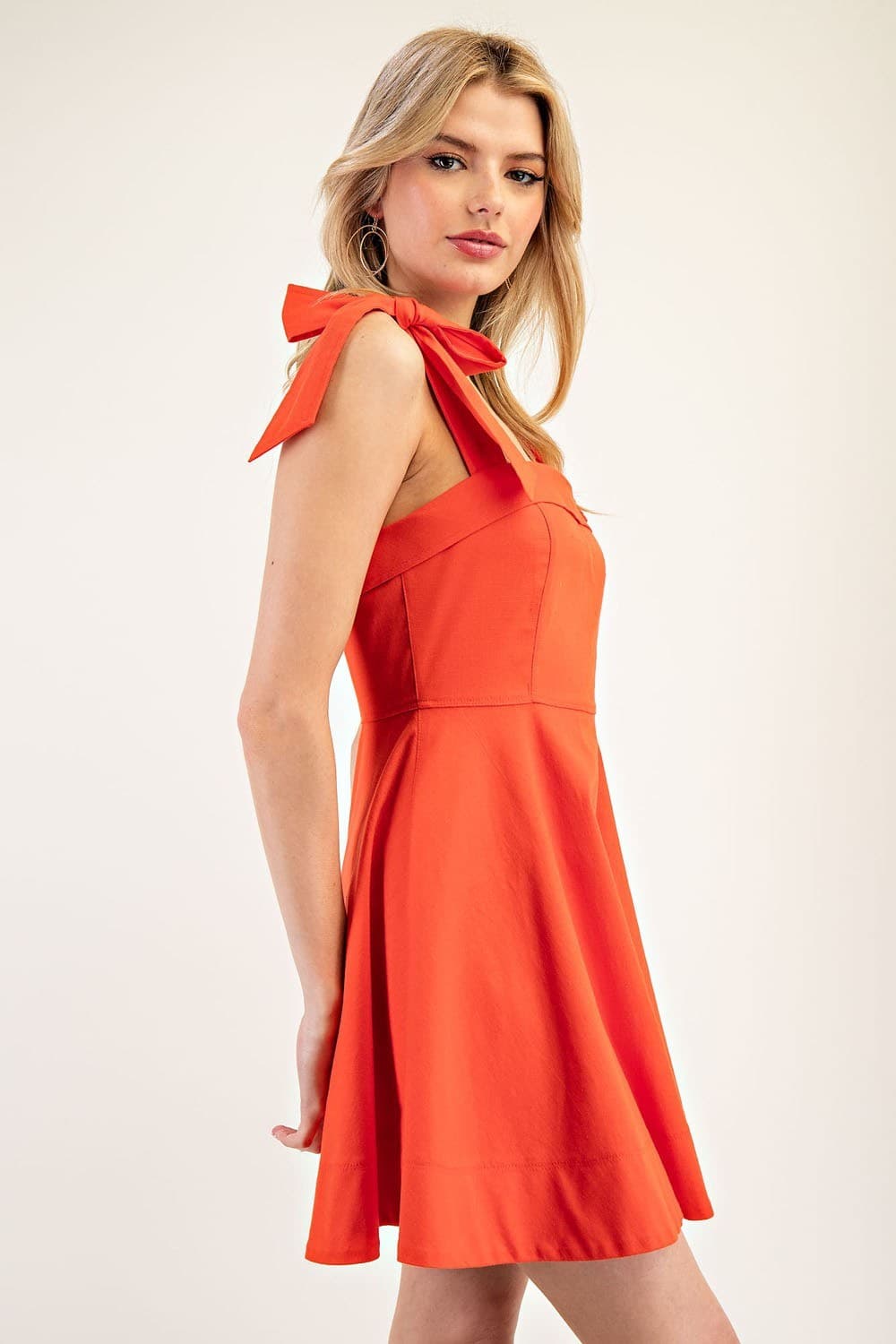 DK11684 - TOMATO