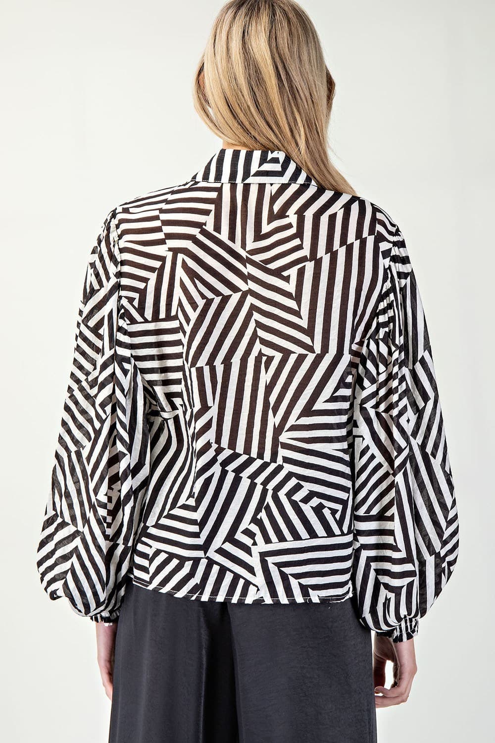 TK11971 - BLACK
