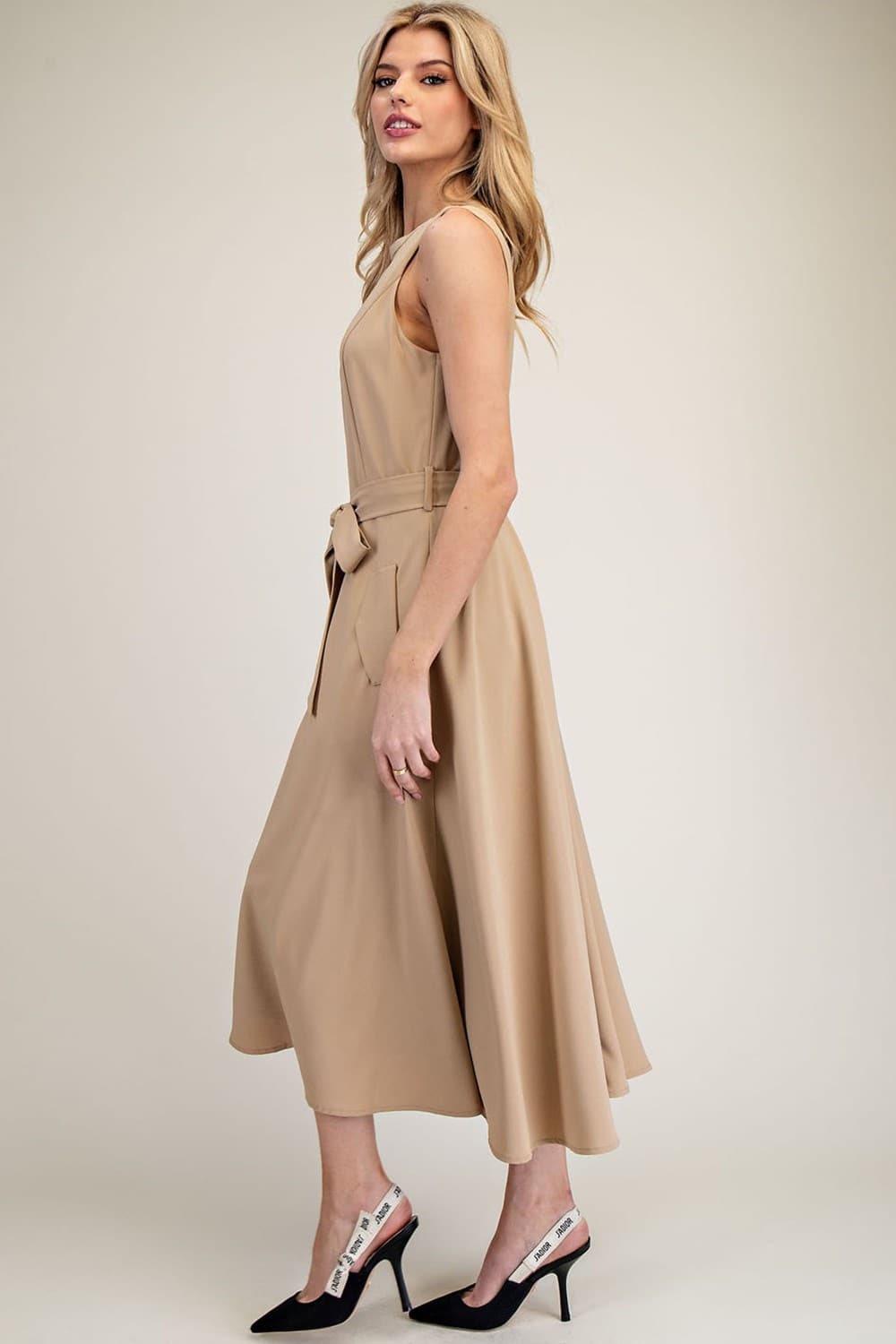 DK11709 - TAUPE