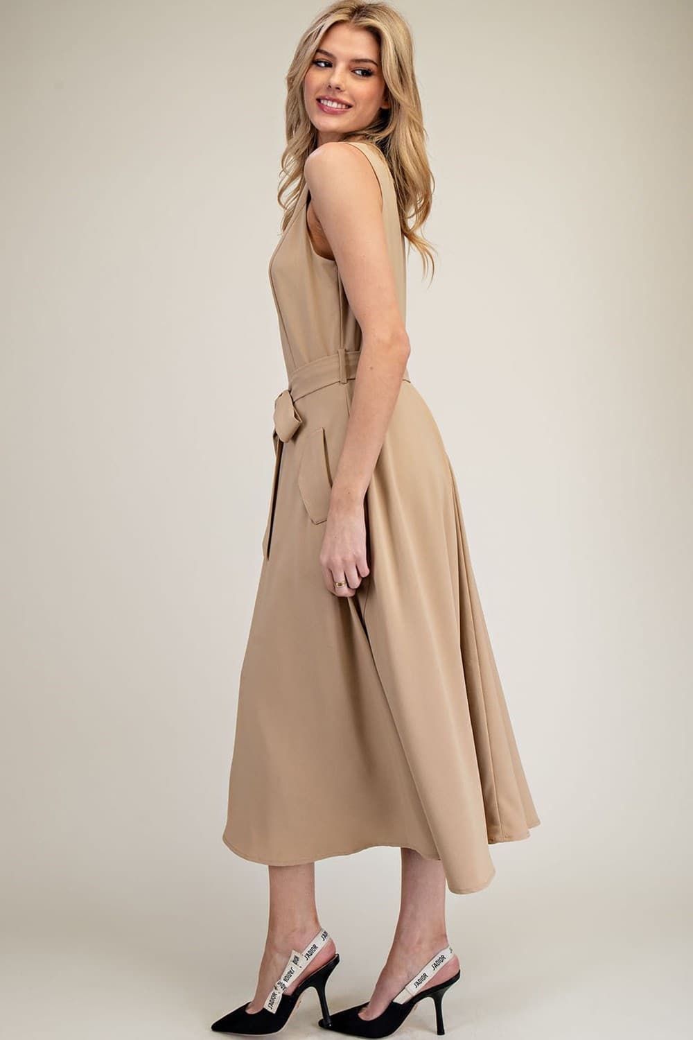 DK11709 - TAUPE