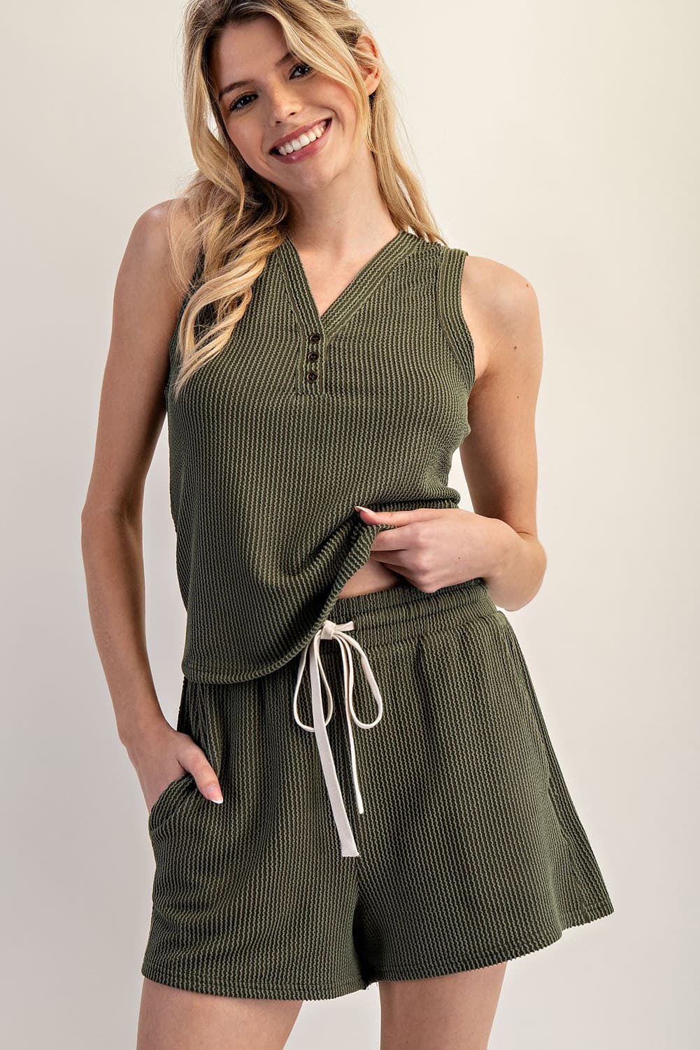 TK11936 - OLIVE
