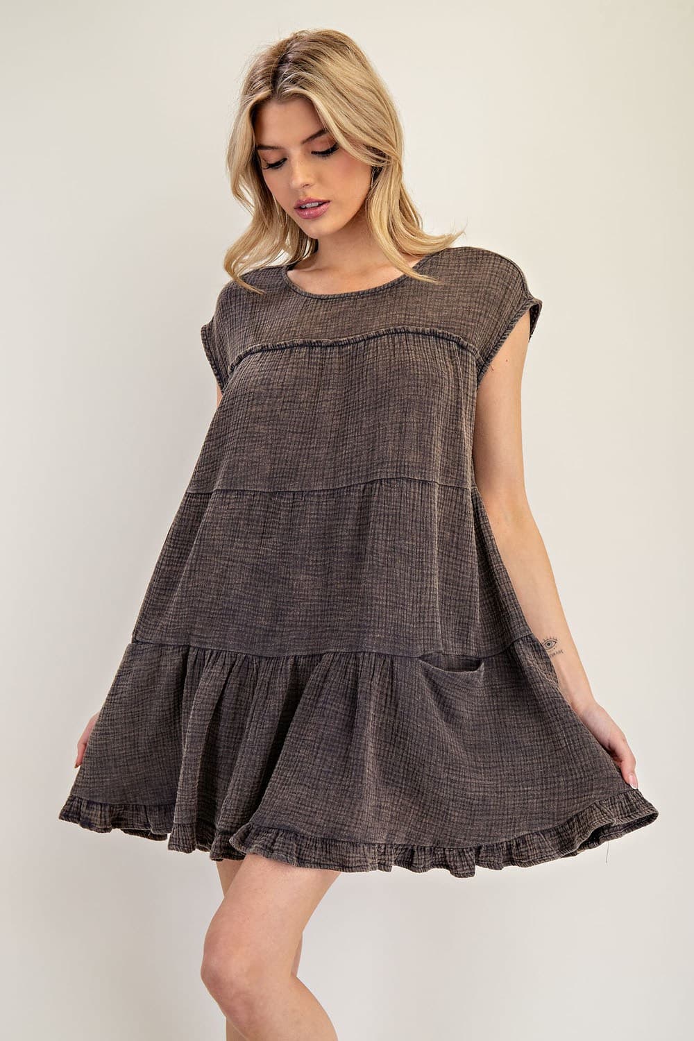 DG10897 - ASH BLACK