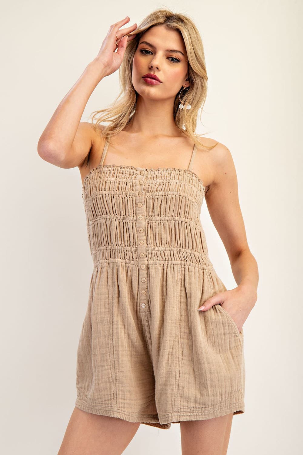 BG10969 - ALMOND