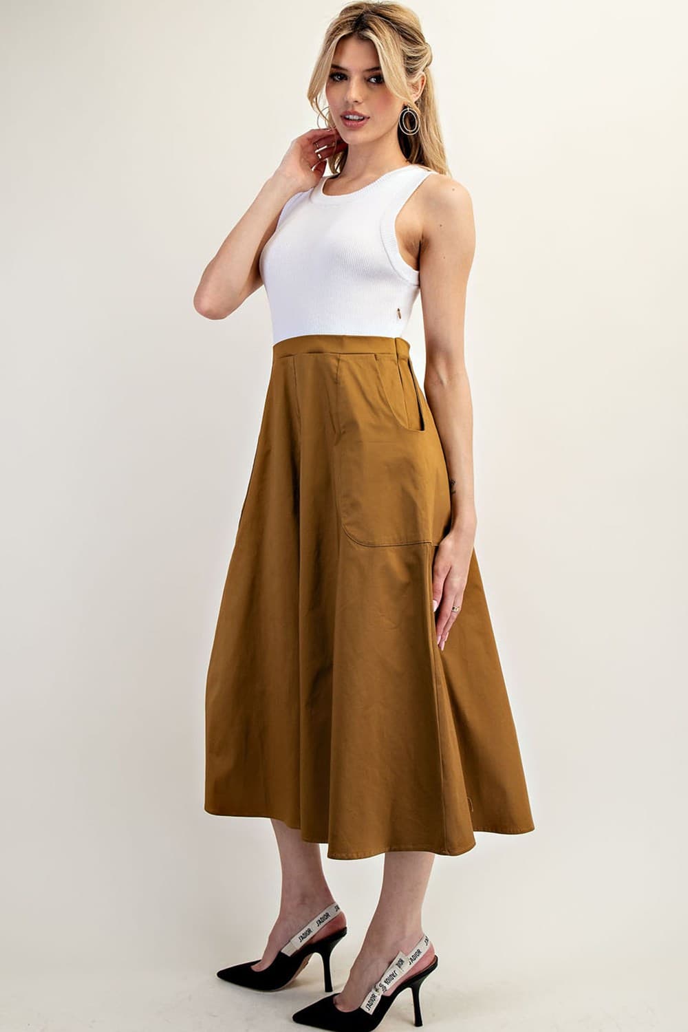 SDK11568 - HAZELNUT
