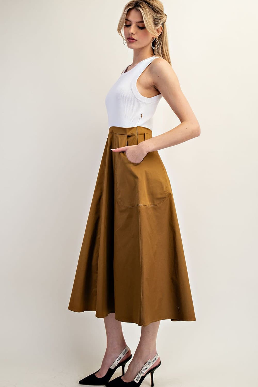SDK11568 - HAZELNUT