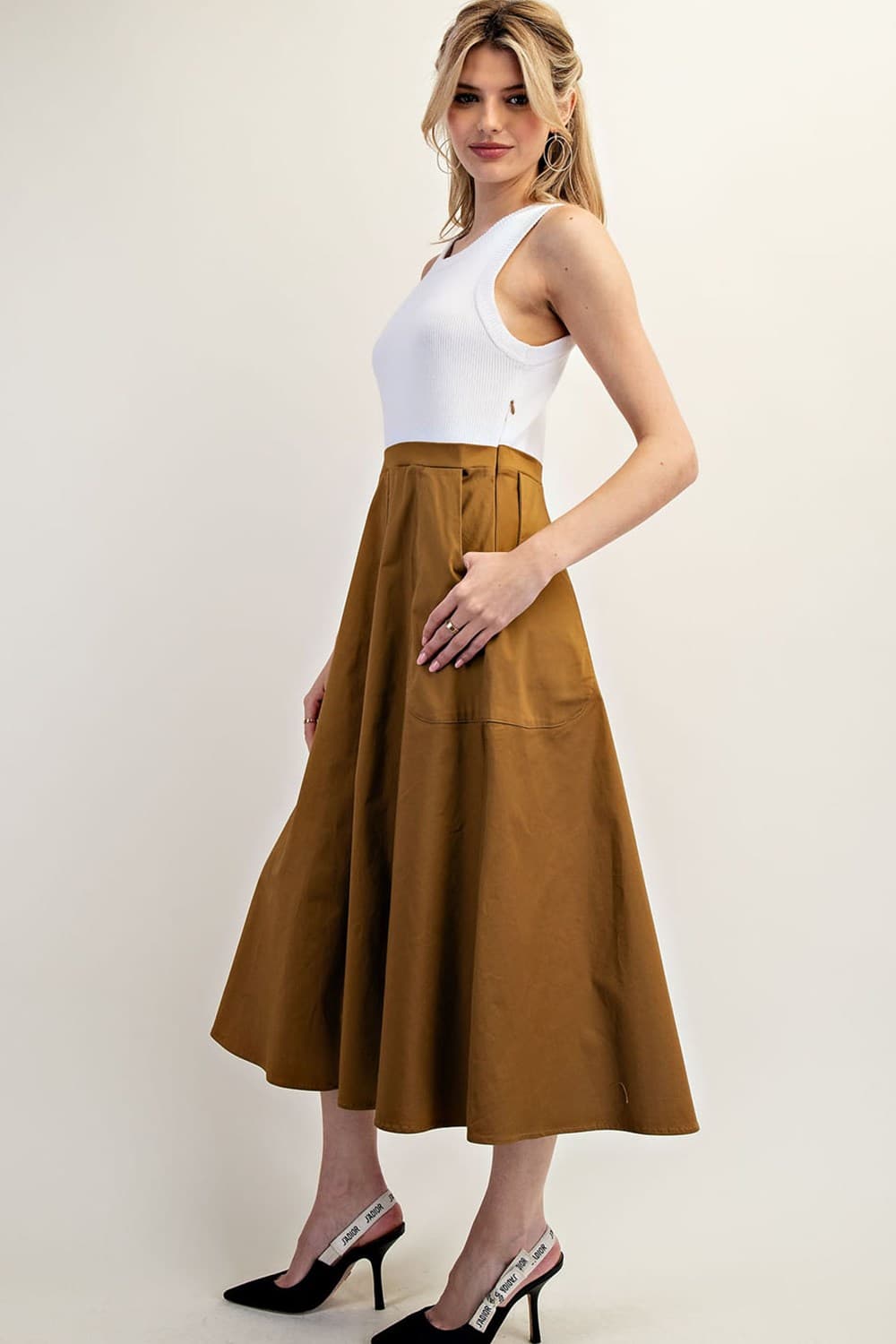 SDK11568 - HAZELNUT