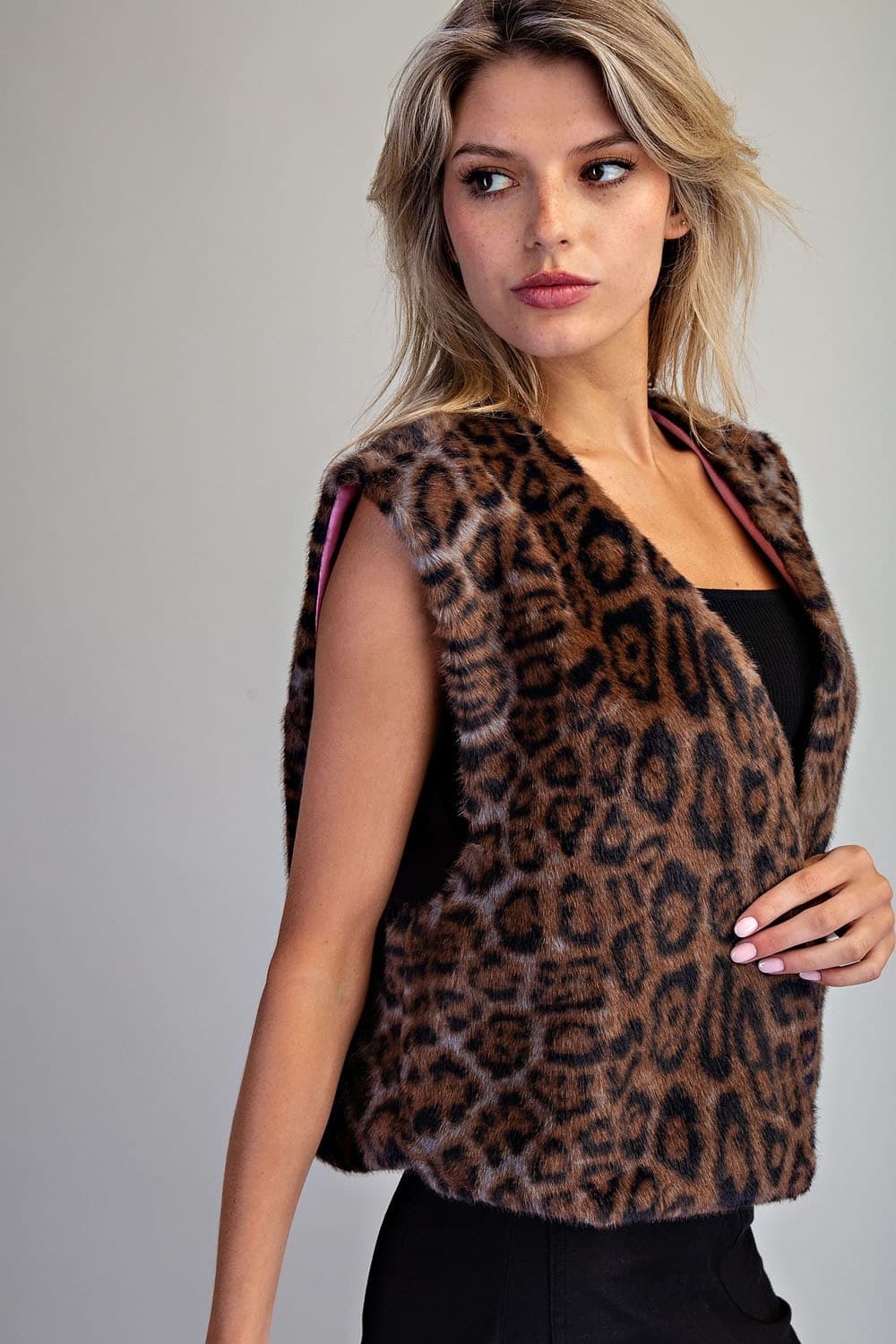 JH12869 - BROWN