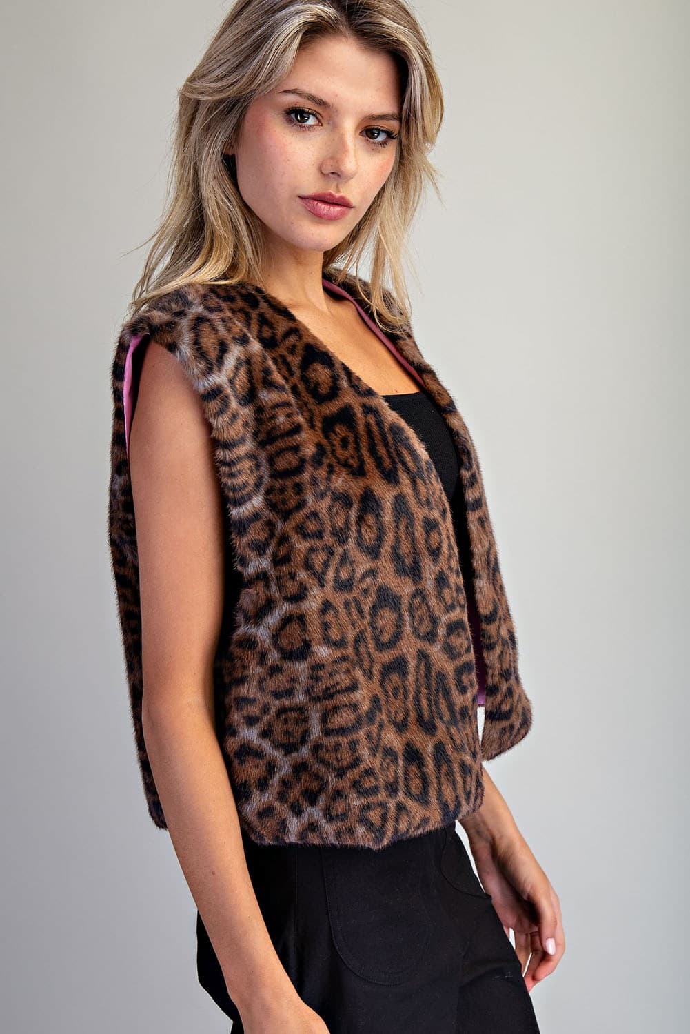 JH12869 - BROWN