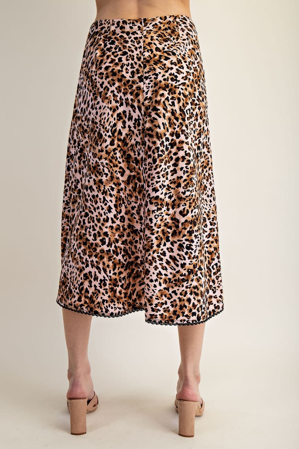 SKS14063 - BLUSH LEOPARD
