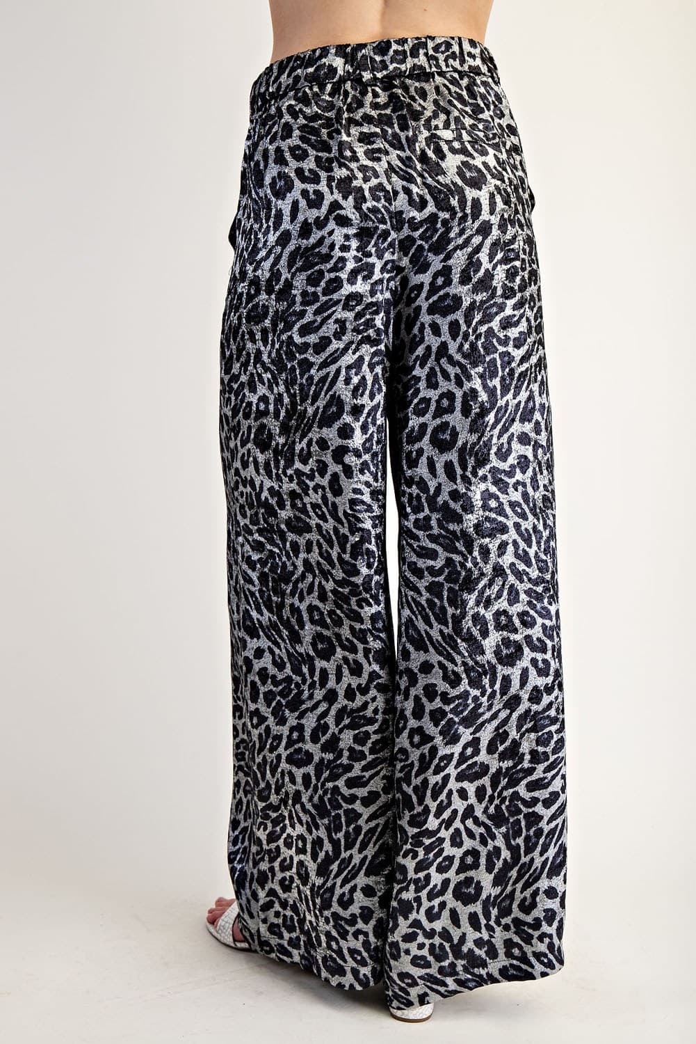 PK14075 - SILVER LEOPARD