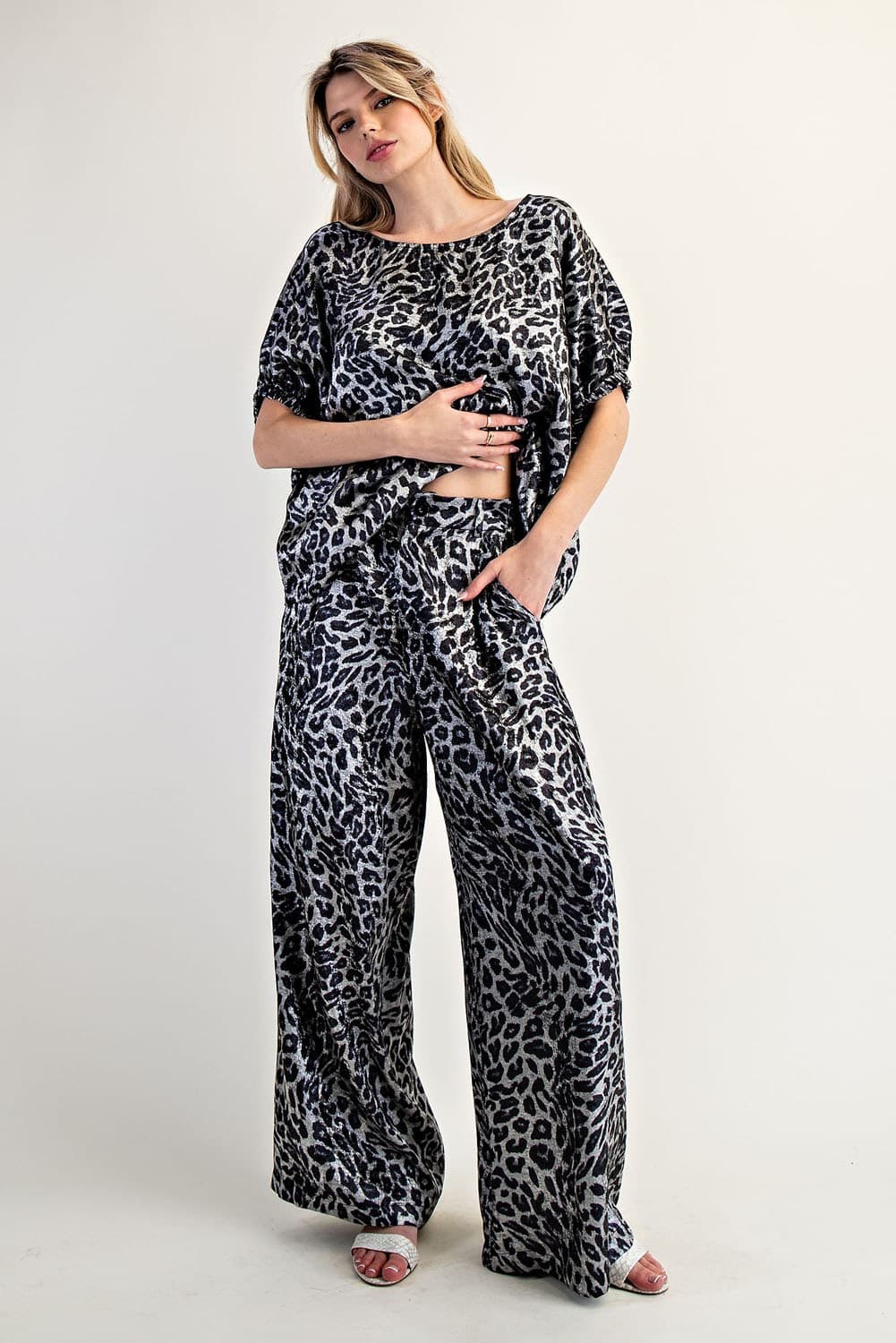 PK14075 - SILVER LEOPARD