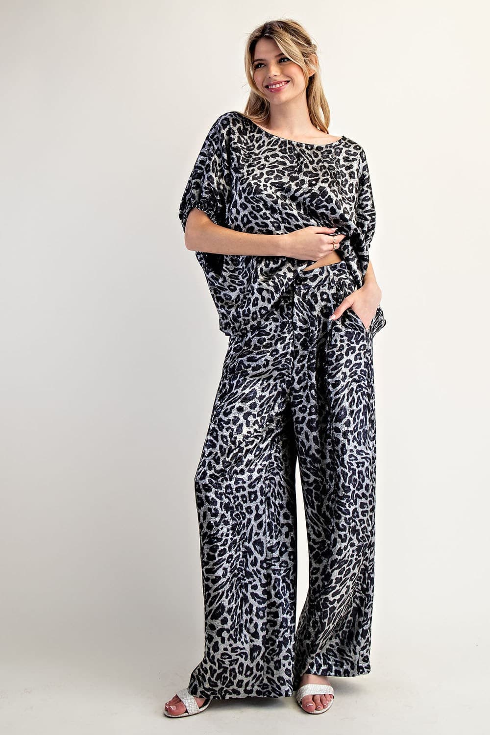 PK14075 - SILVER LEOPARD