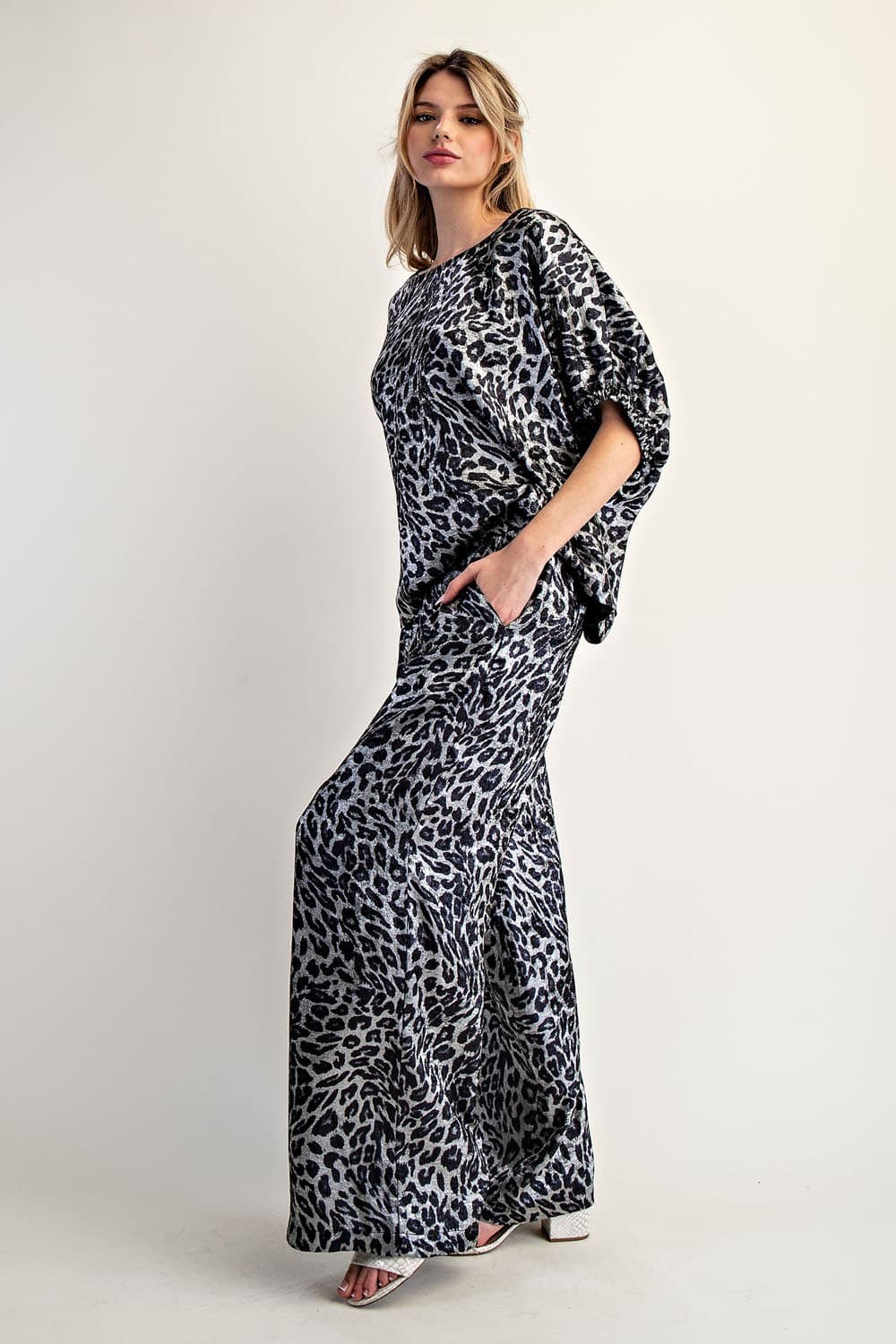 PK14075 - SILVER LEOPARD
