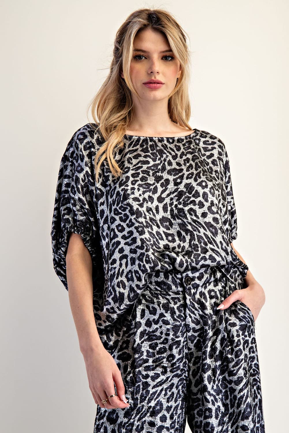 TK14203 - SILVER LEOPARD