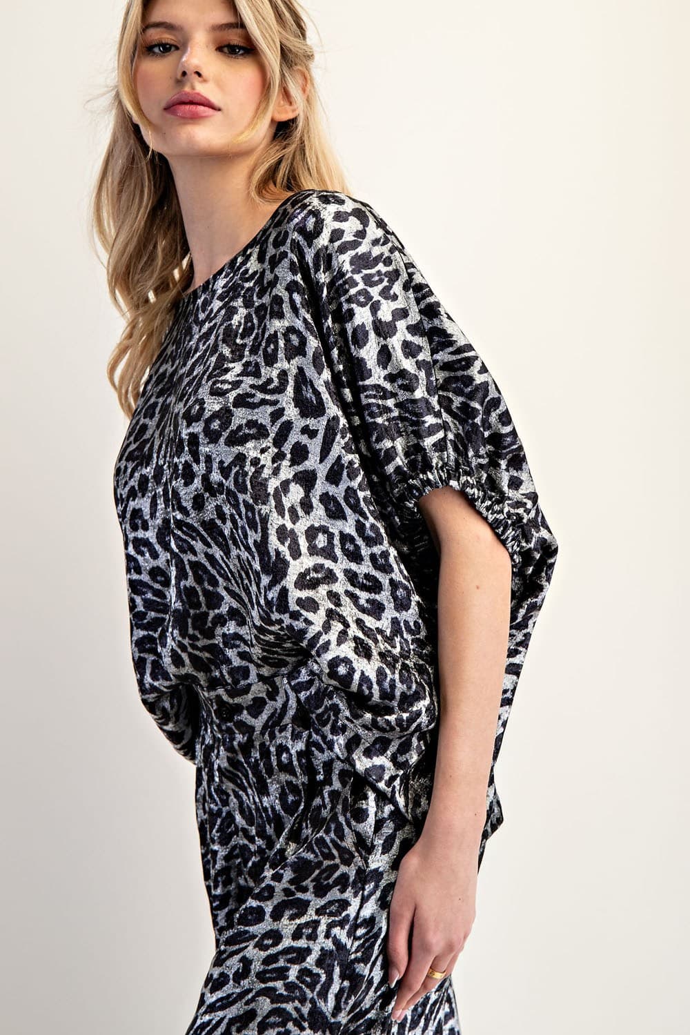TK14203 - SILVER LEOPARD