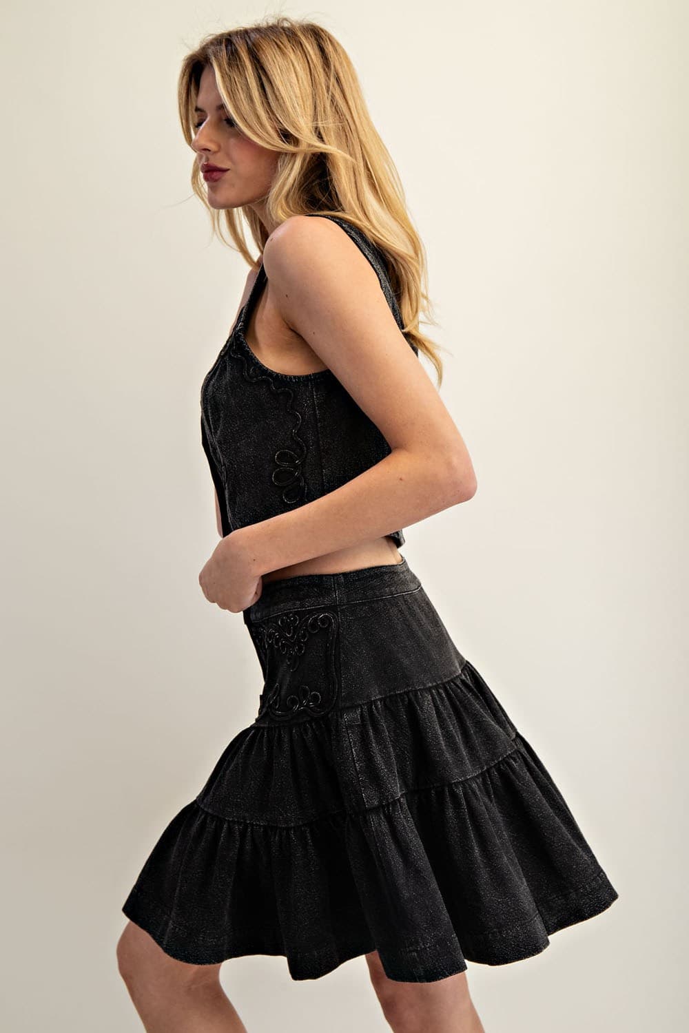 SHS12742 - ASH BLACK