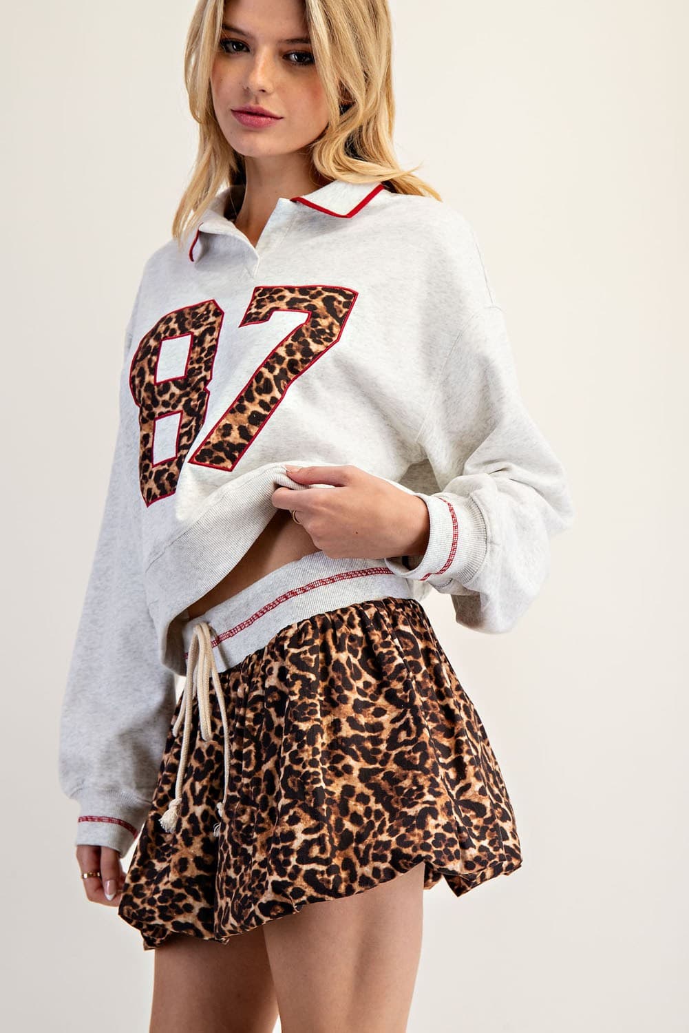 SHO12874 - GRAY LEOPARD