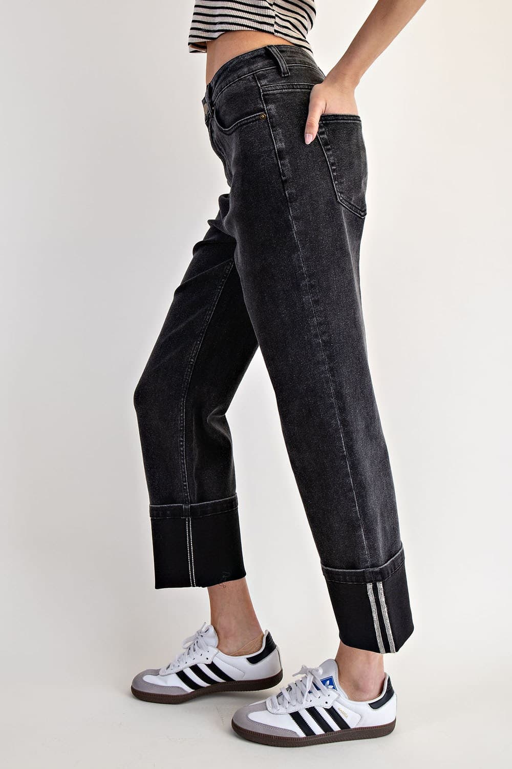 PK14078 - ASH BLACK