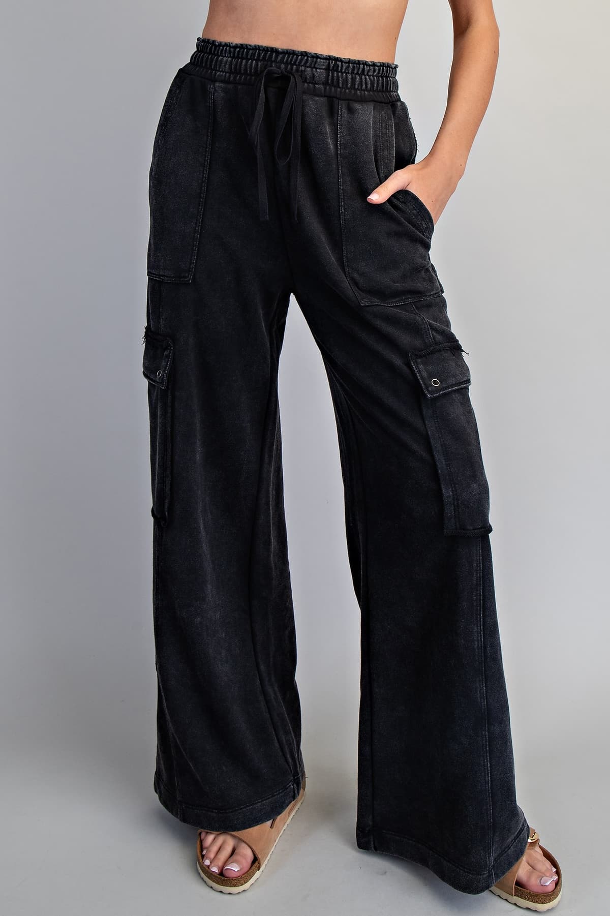 PH12837 - ASH BLACK