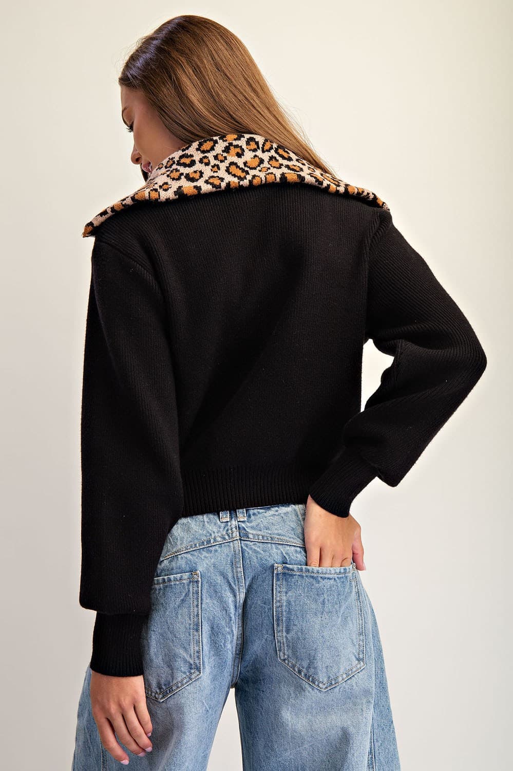 SH15012 - BLACK