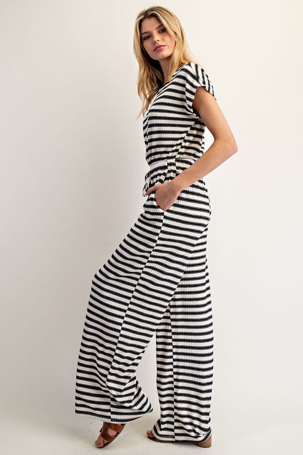 BK14297 - BLACK CREAM STRIPE