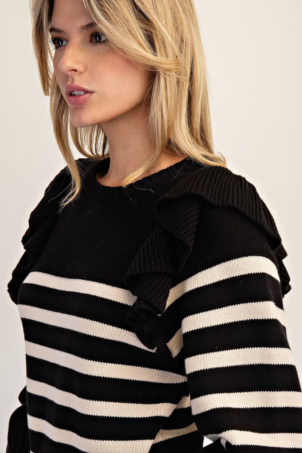 SK14110 - BLACK