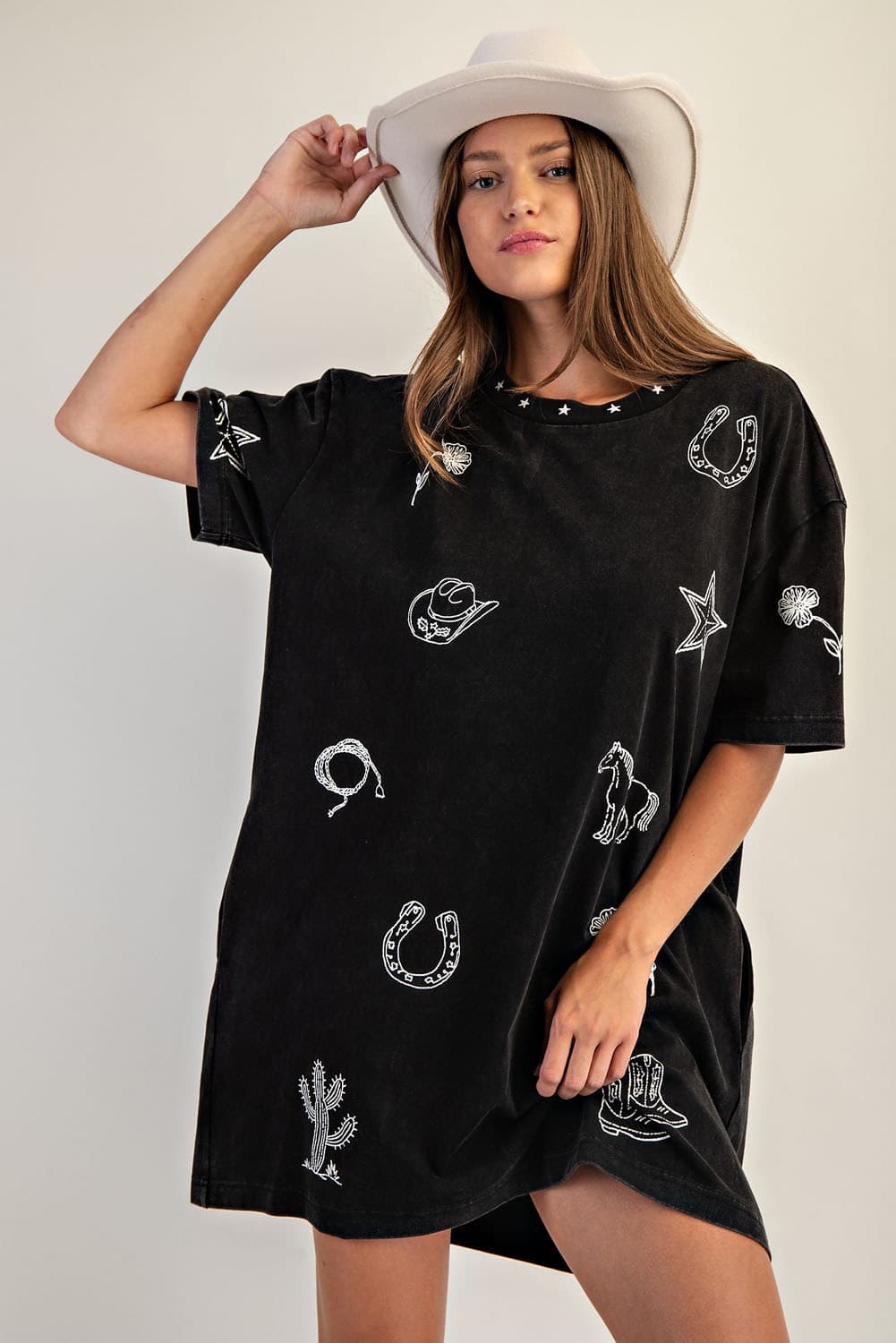 DH15208 - ASH BLACK