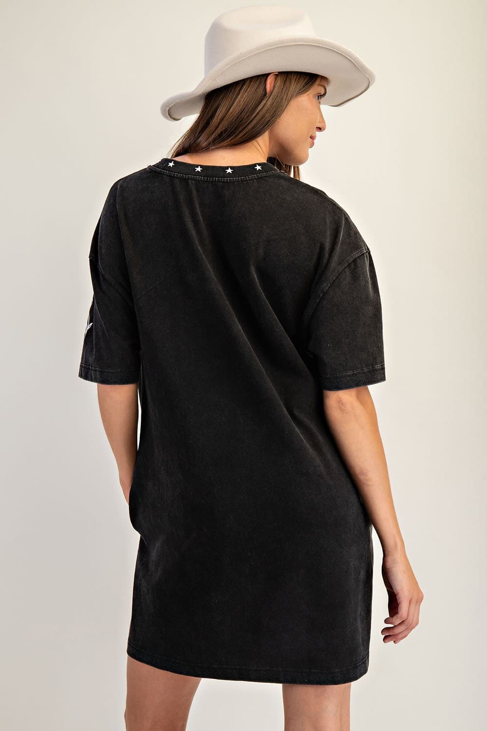 DH15208 - ASH BLACK