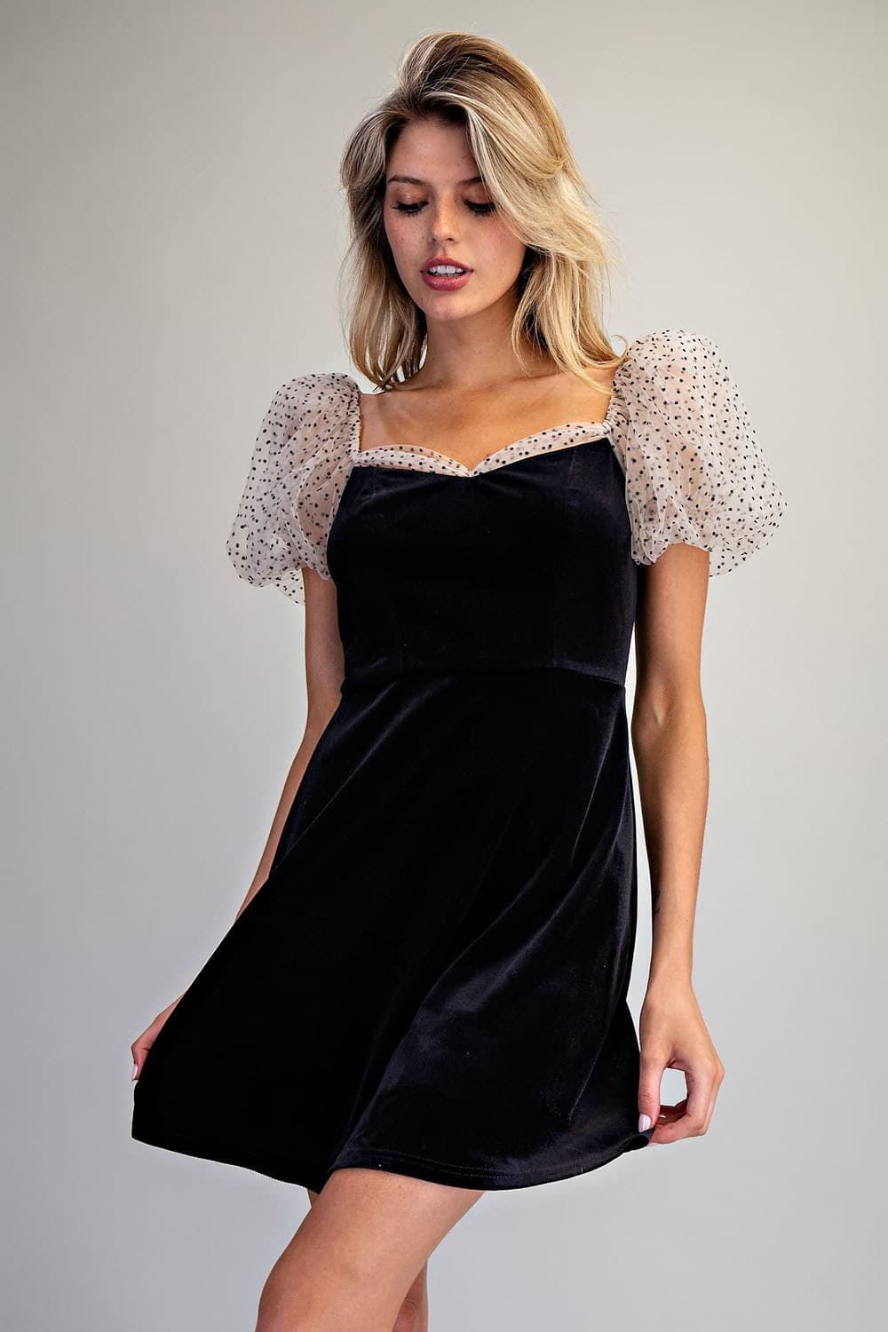 DH12806 - BLACK
