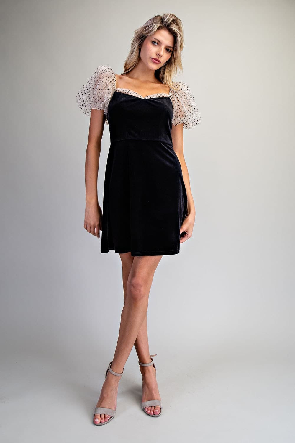 DH12806 - BLACK