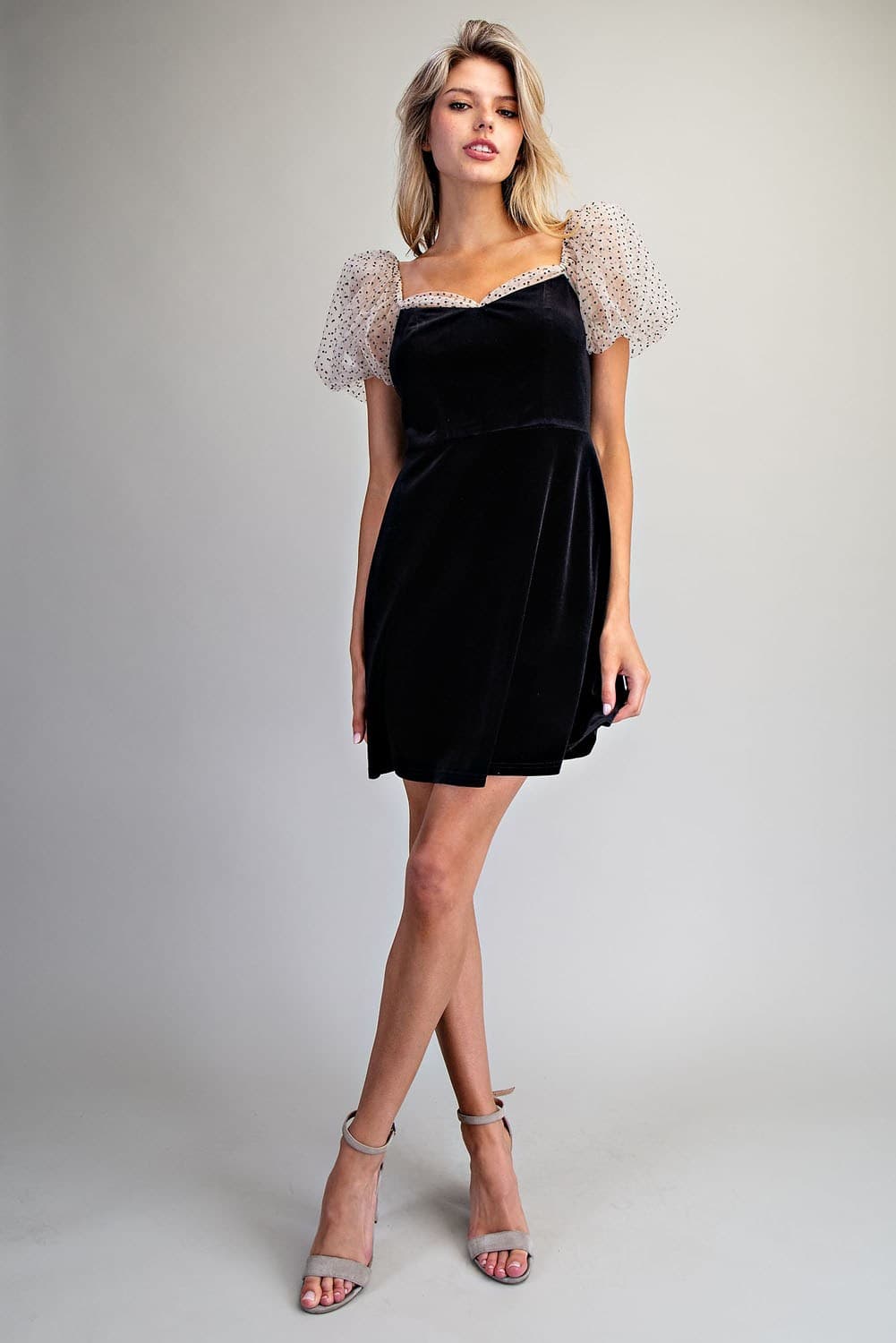 DH12806 - BLACK