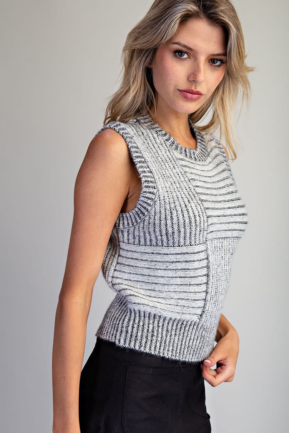 SK14373 - H.GRAY