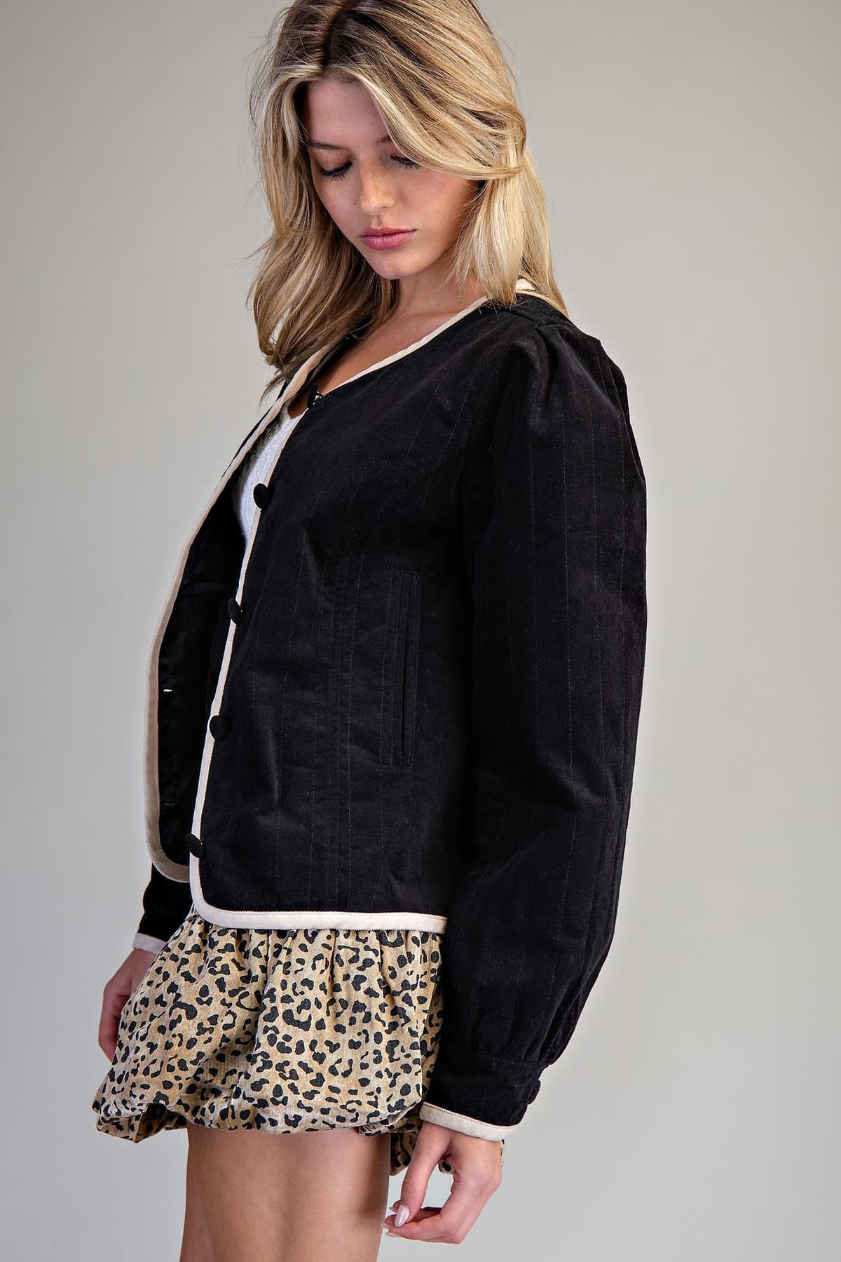 JK14189 - BLACK