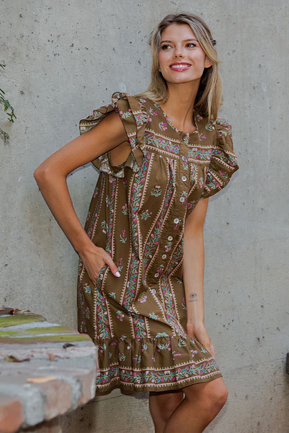 DH15175 - MOCHA BLOOM