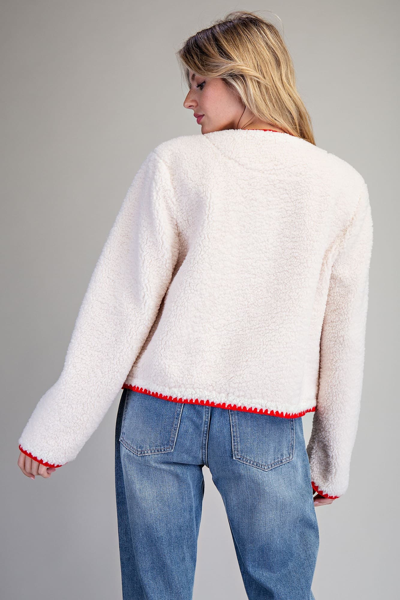 JH12827 - SNOWBERRY