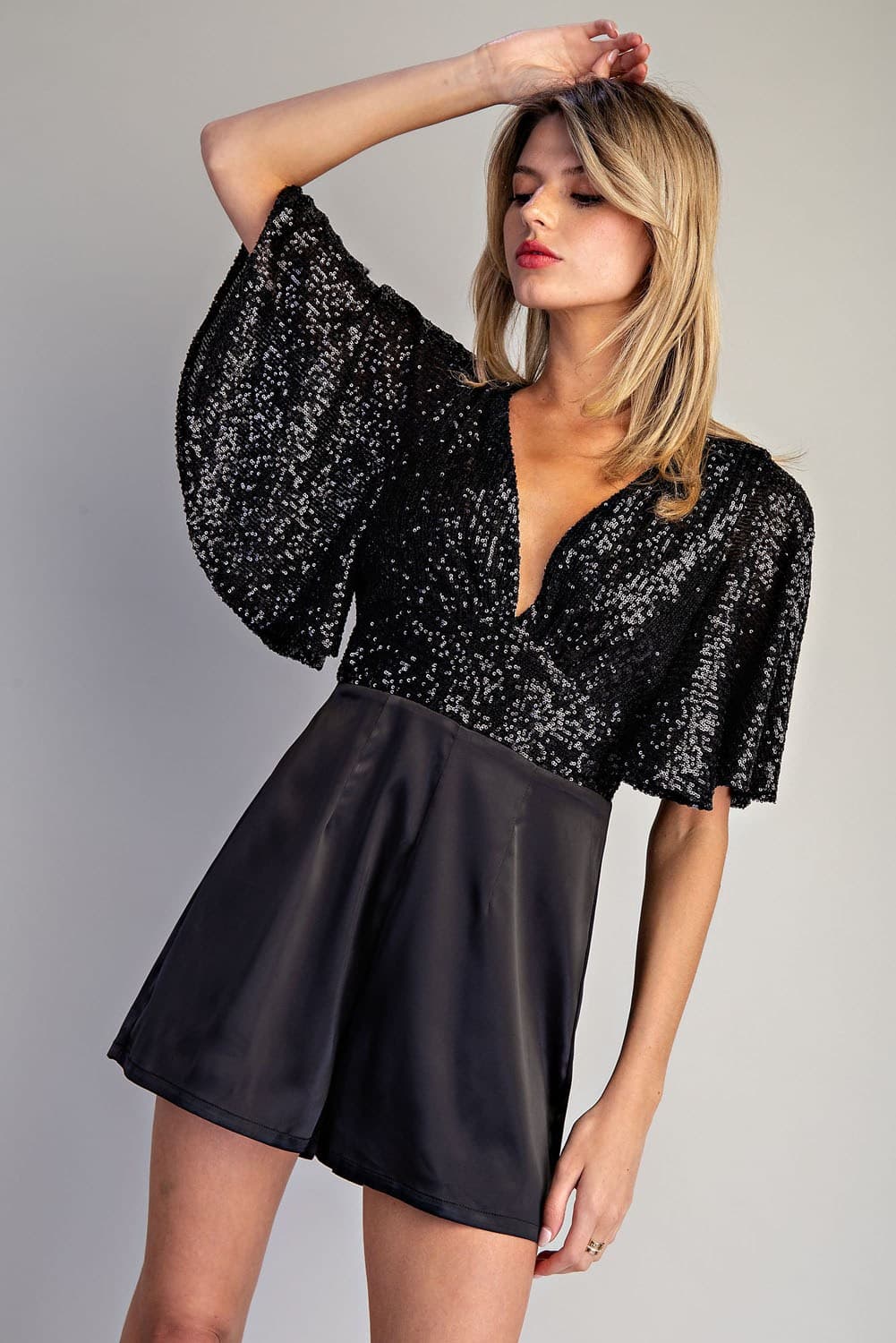 BK11216 - BLACK