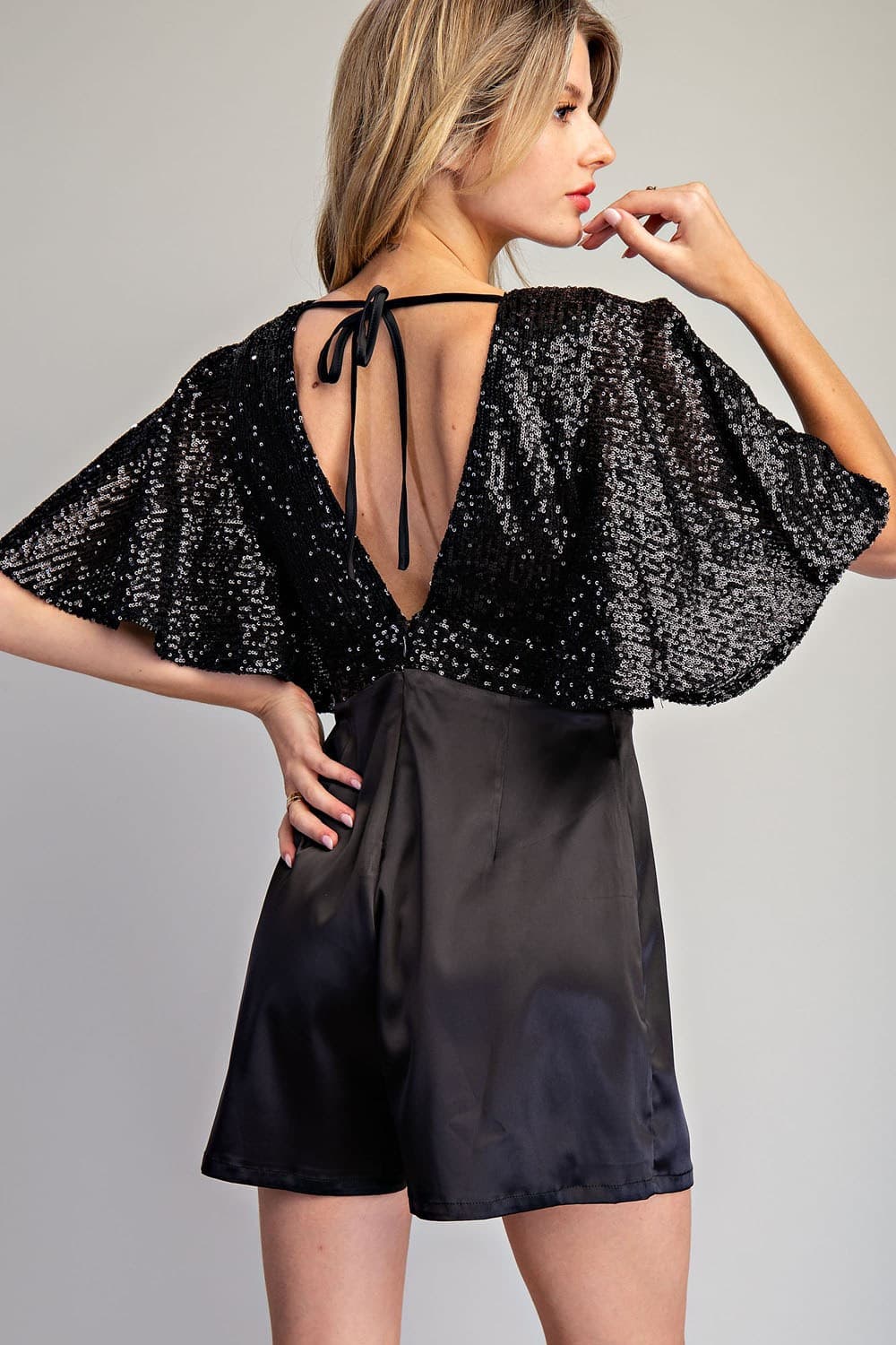 BK11216 - BLACK