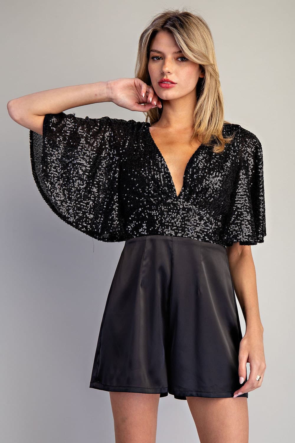BK11216 - BLACK