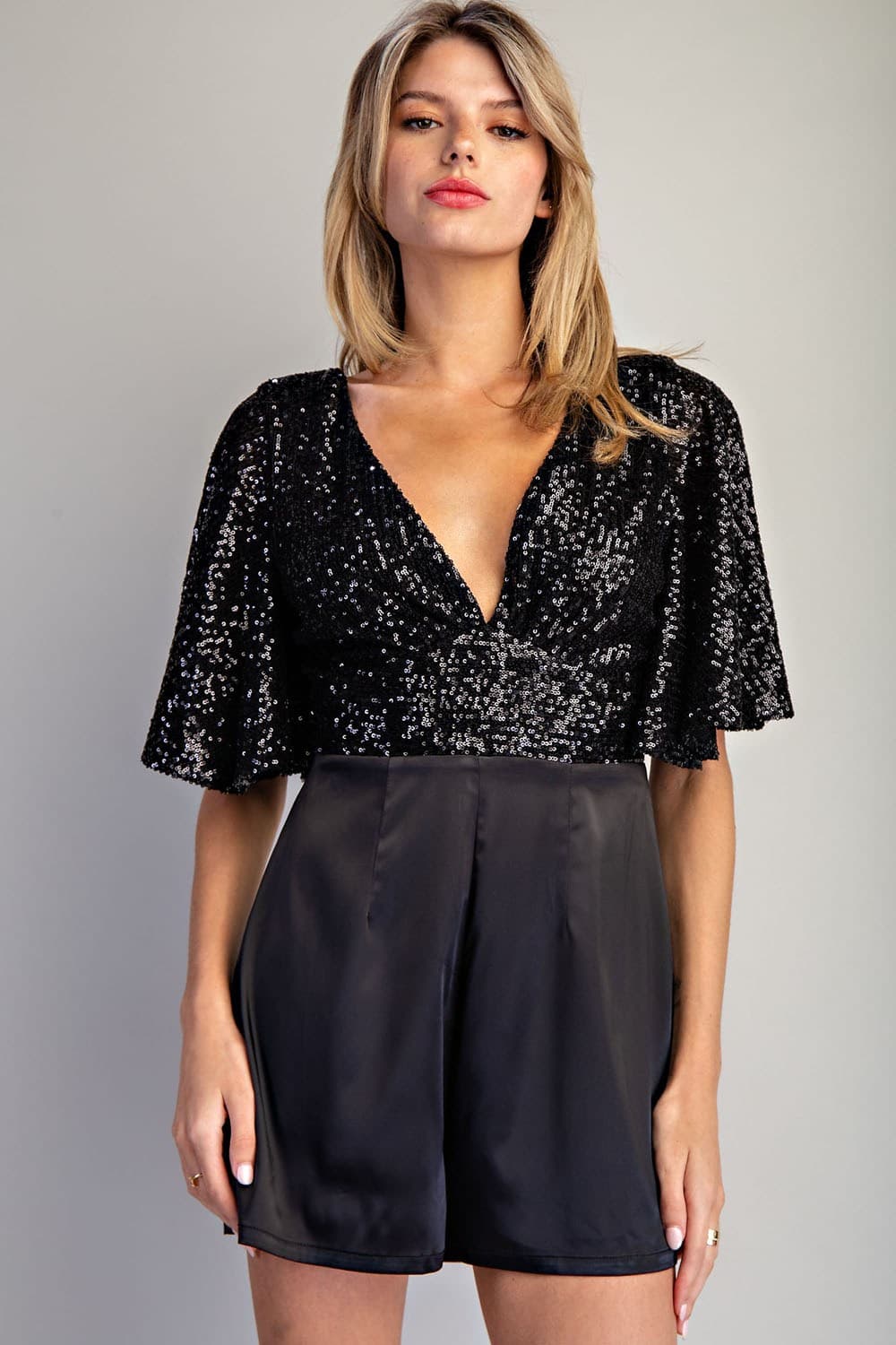 BK11216 - BLACK