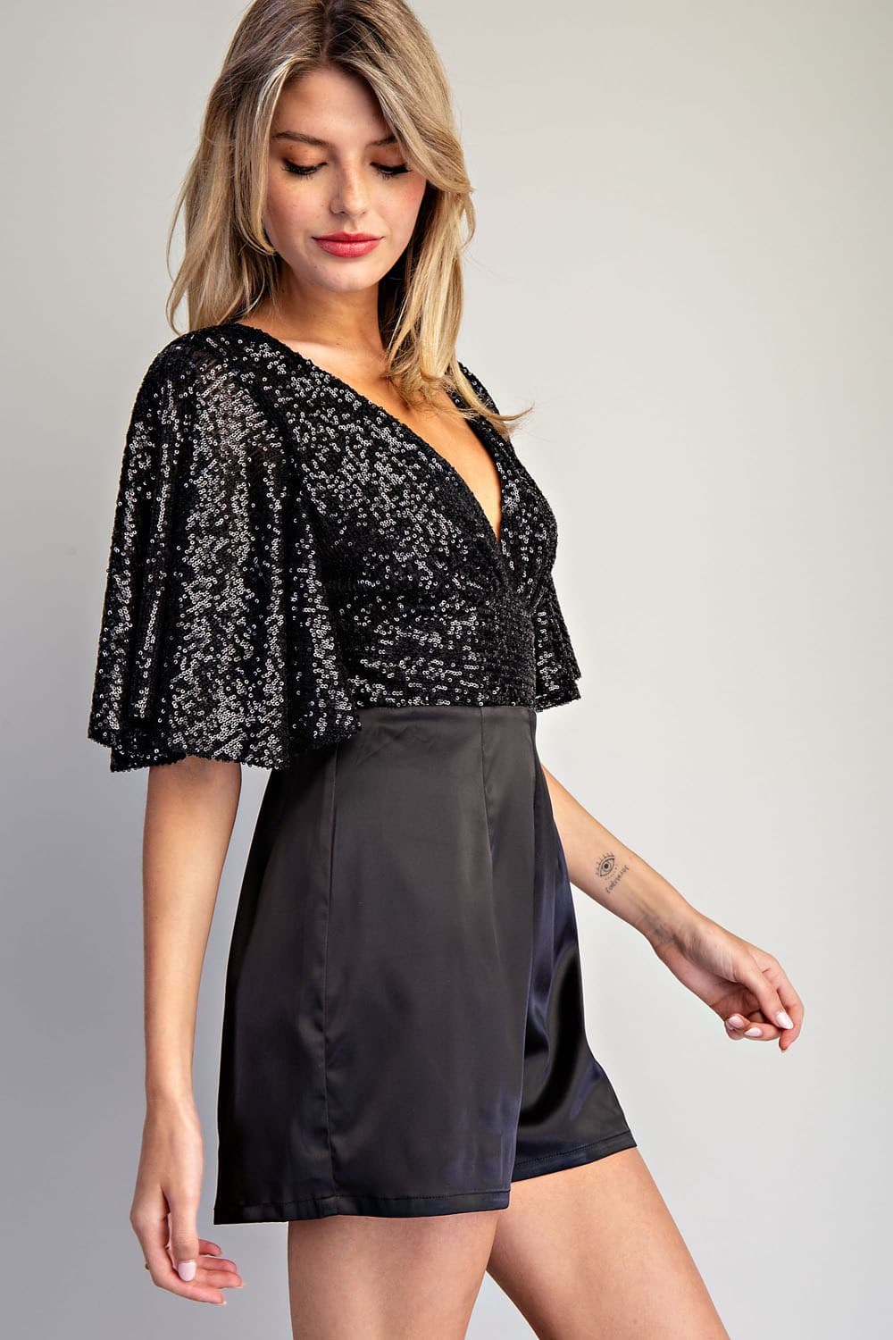 BK11216 - BLACK