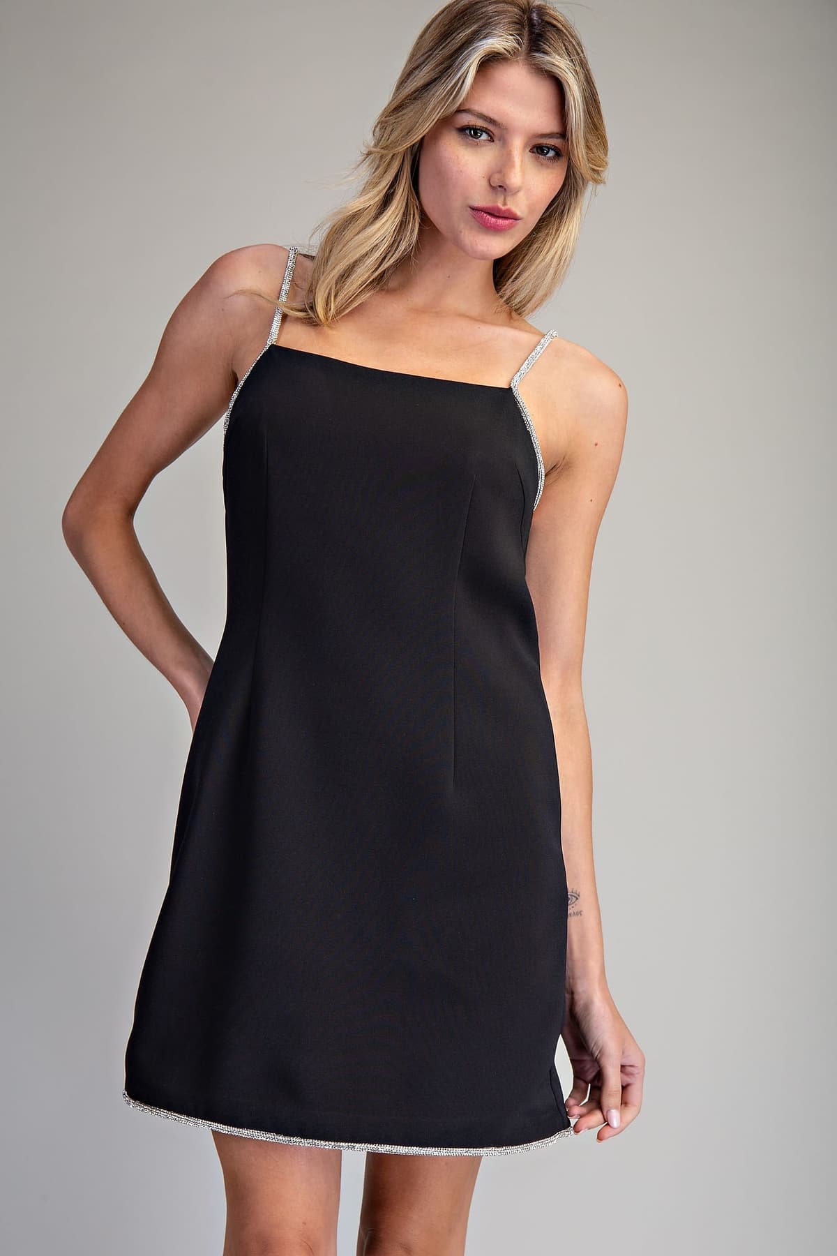 DK14654 - BLACK