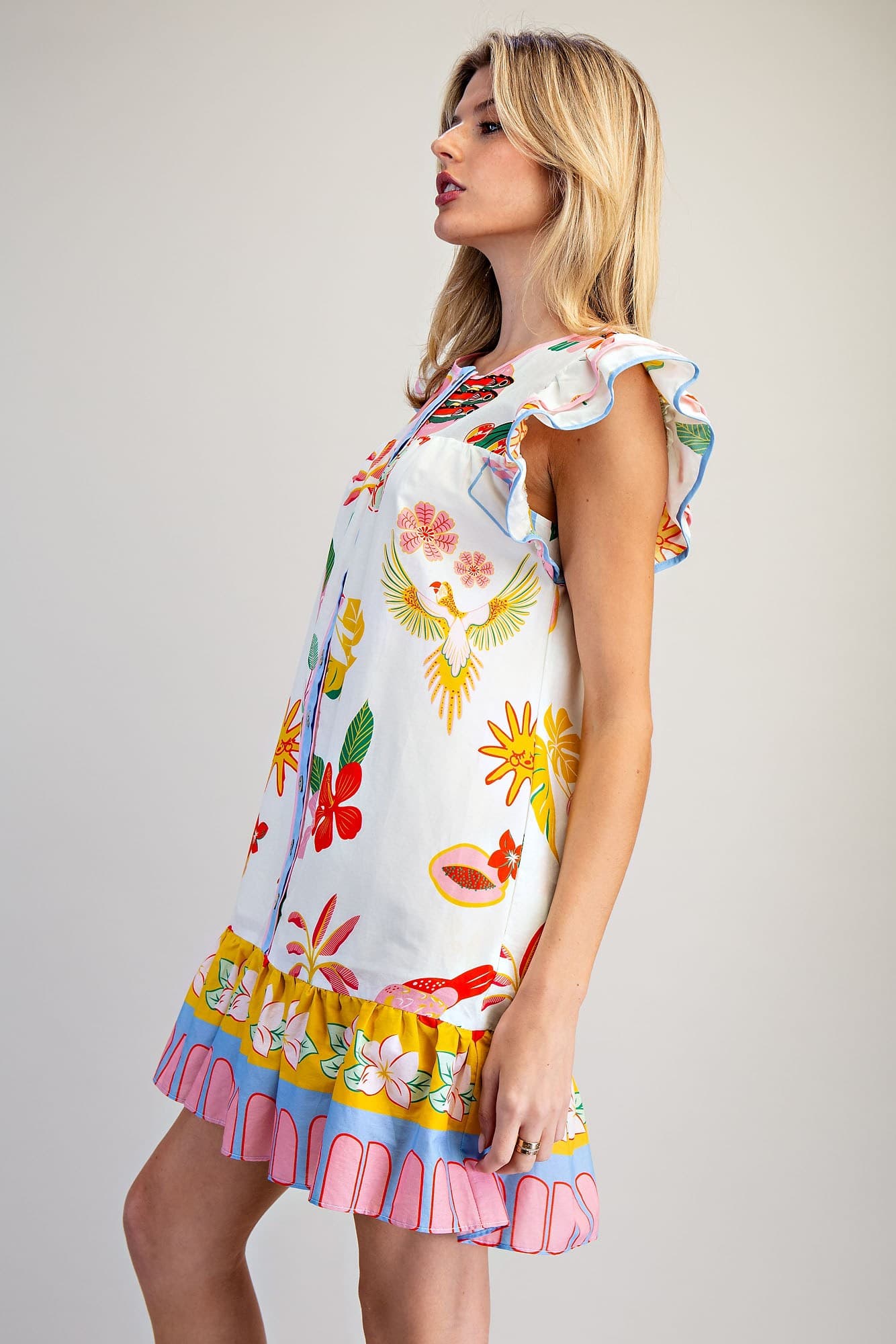 DH15246 - TROPIC PICNIC