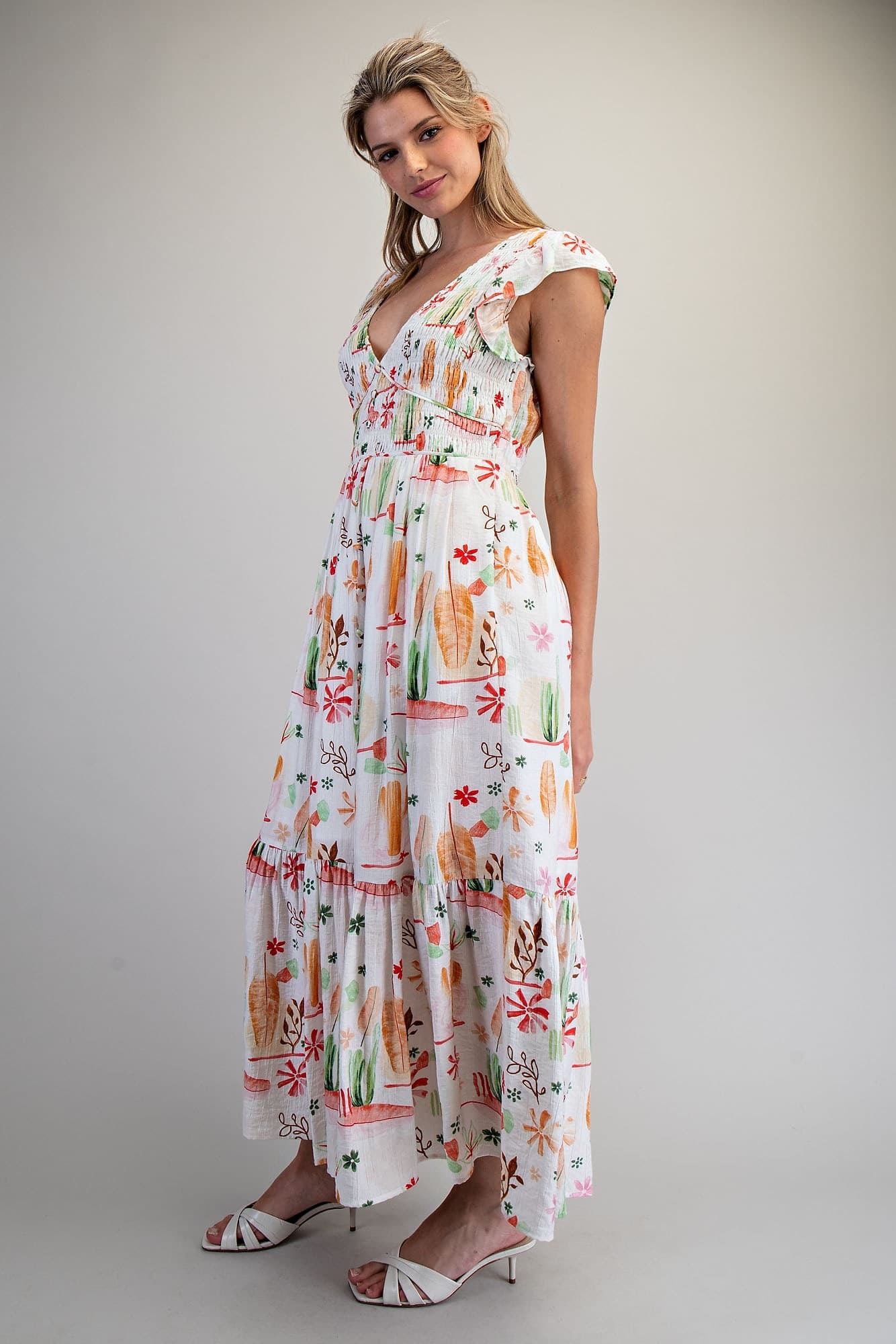 DK14649 - WHITE GARDEN